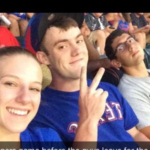 Meet your Posher, Levi